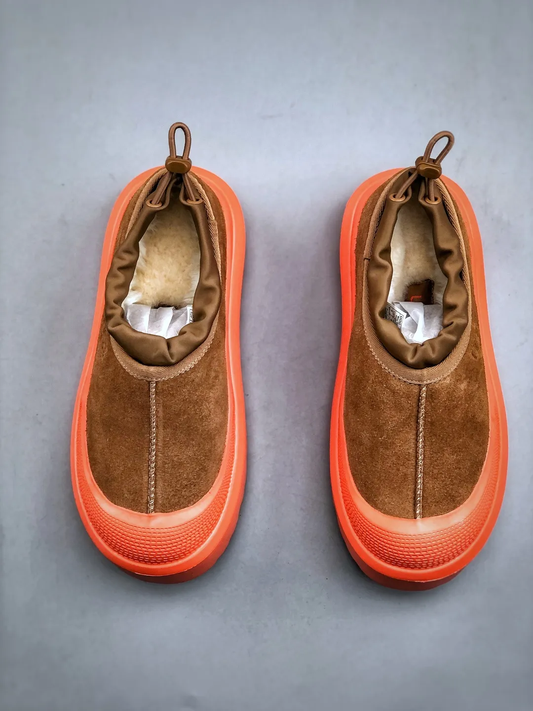 Local self-pickup 💰560 supports store delivery. Same style as Wang Yibo, the latest official revision and new style! The platform is exclusively for foreign trade UGG Tasman GTX winter neutral small potato snow shoes 1172790 Produced by the ten-year-old brand shoemaking factory production line. Pay attention to every detail. Longfeng A-grade genuine sheep fur is integrated. Created in full compliance with the ZP process. Size: 37-45